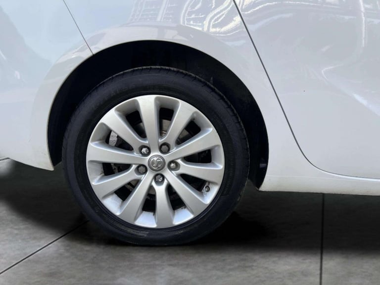 2016 Vauxhall Zafira 1.4T SE 5dr Auto MPV PETROL Automatic