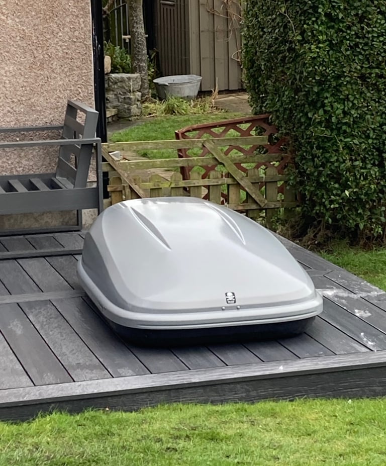 Used Halford roof box for Sale | Gumtree