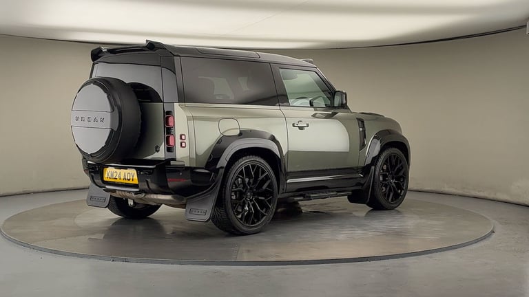 2024 Land Rover Defender 3.0 D300 X-Dynamic HSE 90 3dr Auto ESTATE DIESEL Automatic