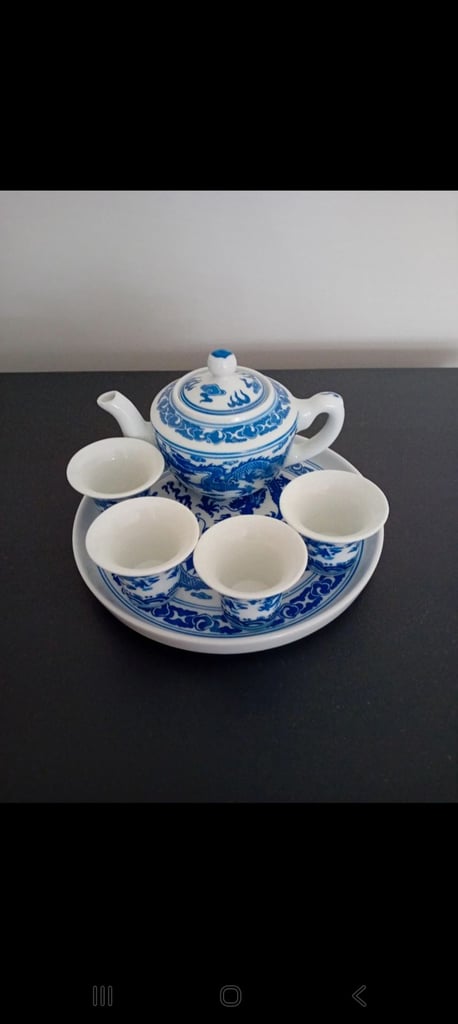 image for Charming 6 piece blue & white chinoiserie phoenix dragon mini tea set.