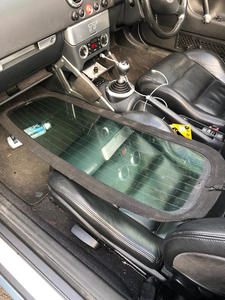 Audi, TT, Convertible, 2005, Manual, 1781 (cc),2 doors - Image 2