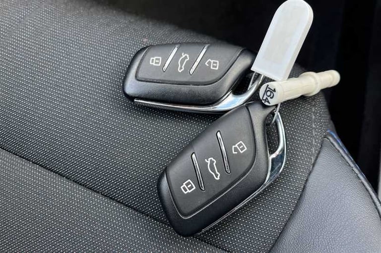 2023 MG MG4 64kWh Trophy Long Range Hatchback 5dr Electric Auto (203 ps) Hatchback Electric Autom...