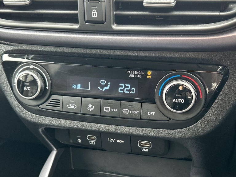 2024 Hyundai i10 1.0 Premium Hatchback 5dr Petrol Auto Euro 6 (s/s) (63 ps) Hatchback PETROL Auto...