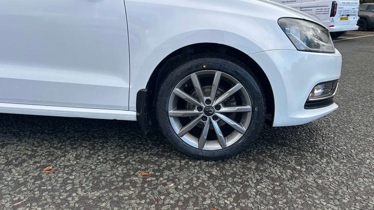 2015 Volkswagen Polo 1.2 TSI SE Design 5dr Hatchback Petrol Manual