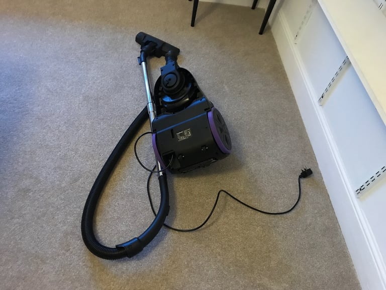 Goodmans Turbo Max Vacuum Cleaner Model 381345