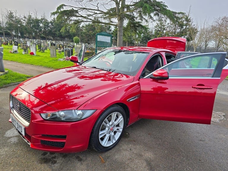 2017 Jaguar XE 2.0d Prestige Auto Euro 6 (s/s) 4dr Saloon Diesel Automatic