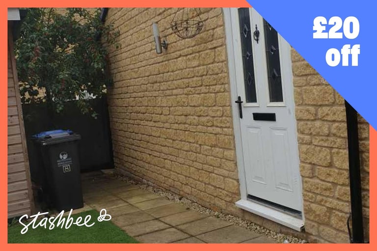 Garage to rent in Witney (OX29) | Stashbee