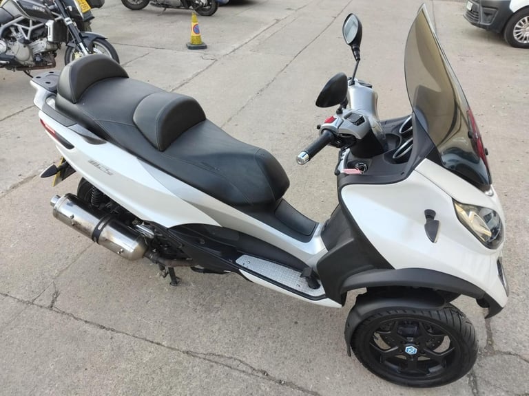 2016 16 PIAGGIO MP3 500 LT BUSINESS ABS ASC TRICYCLE TRIKE RIDE ON CAR LICENSE