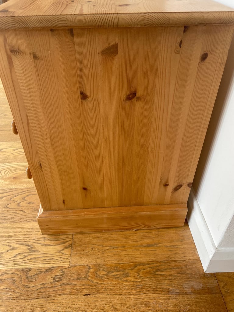 Solid Pine Bedside Chest of Drawers