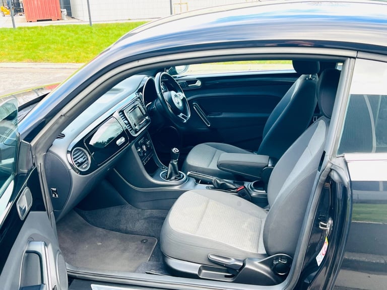 2013/63 VW BEETLE 1.6 TDI BLUEMOTION TECH DESIGN-BLACK-LOVELY WELL KEPT EXAMPLE!