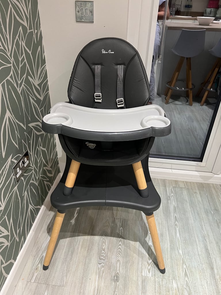 Silver cross eat and play high chair