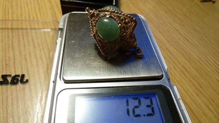 12.3 grams very large vintage 9ct gold agate ornate pendant stunning