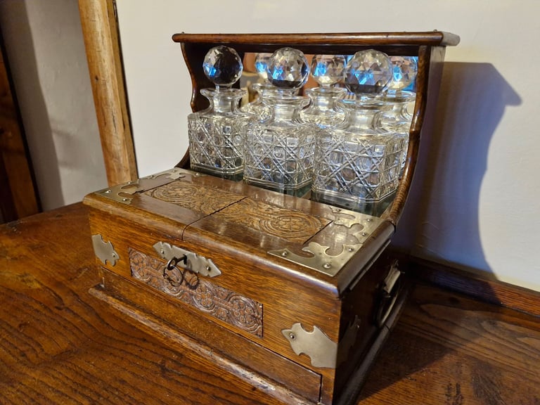 image for Antique Decanter Tantalus Set