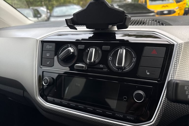 2019 Volkswagen up! 1.0 High up! Euro 6 (s/s) 5dr Hatchback PETROL Manual