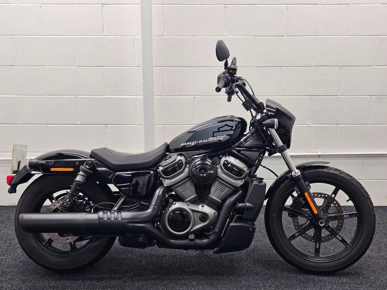 image for HARLEY-DAVIDSON NIGHTSTER 975 ABS ** One Owner - 3582 miles **