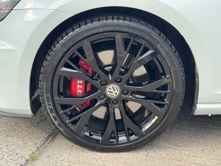 2015 Volkswagen Golf 2.0 Golf GTi Launch 3dr - NATIONAL DELIVERY* Hatchback Petrol Manual