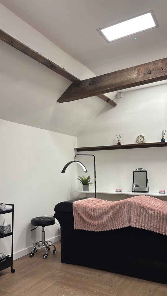 Beauty Space to rent 
