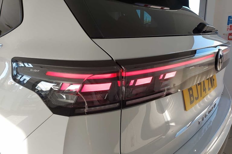 2024 Volkswagen Tiguan 1.5 TSI eHybrid Match 5dr DSG ESTATE PETROL/ELECTRIC Automatic