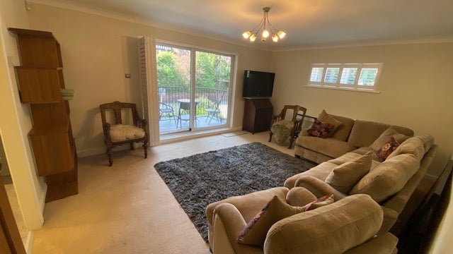 A two bedroom furnished first floor flat with balcony Mosslea Park, Elmsley Road, Mossley Hill L18
