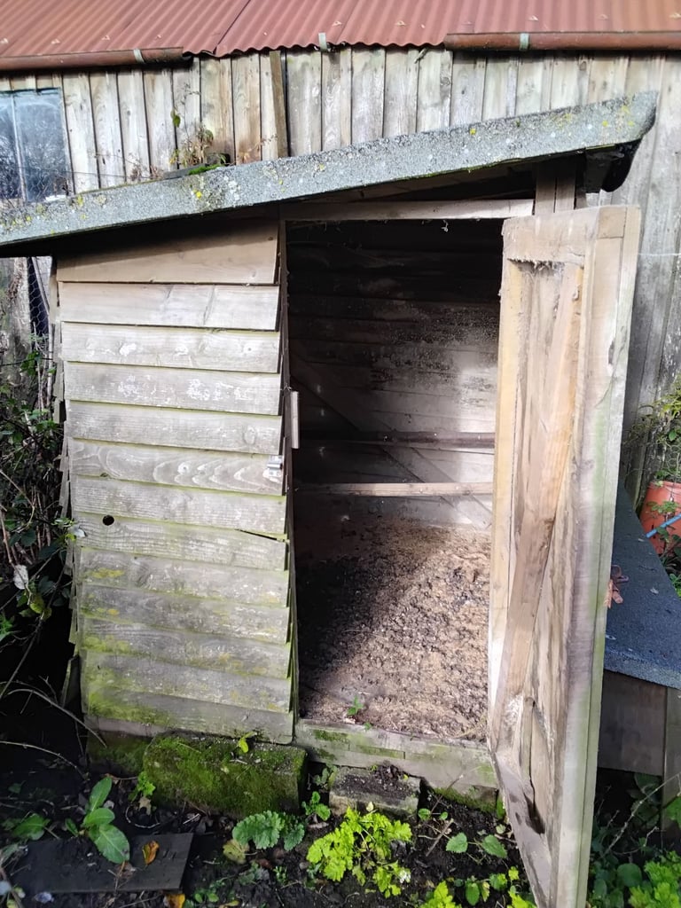image for Hen house