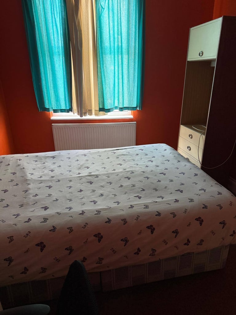 Spacious and Cosy Double Room for Rent in - BS3 4PF