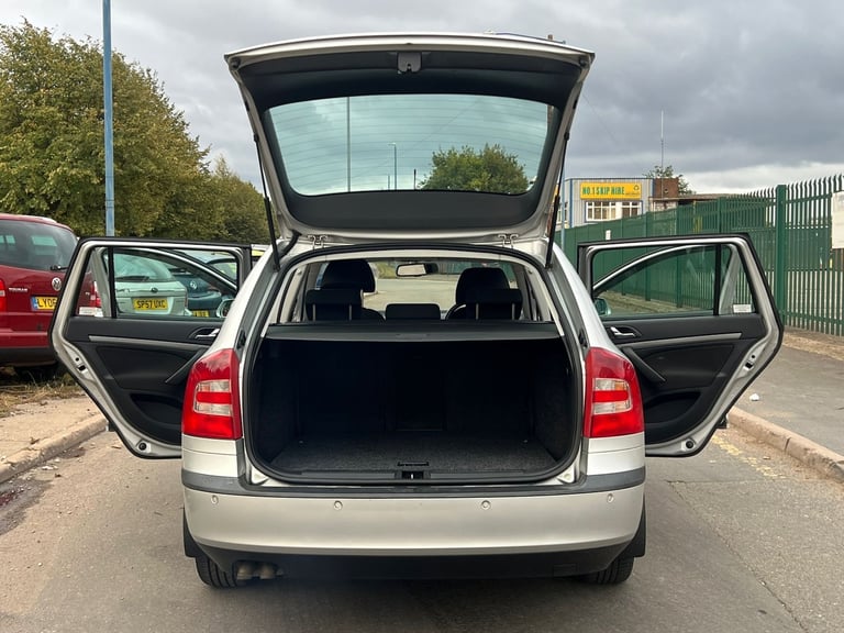 2007 Skoda Octavia 1.9 TDI PD Elegance 5dr DSG ESTATE Diesel Automatic