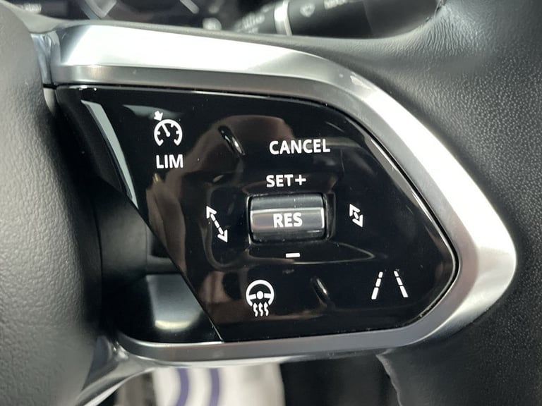 2022 Jaguar I-Pace 400 90kWh HSE Black SUV 5dr Electric Auto 4WD (400 ps) - AA INSPECTED HATCHBAC...