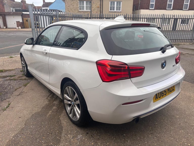 BMW 1 SERIES 1.5 118i Sport 3-Door 2015