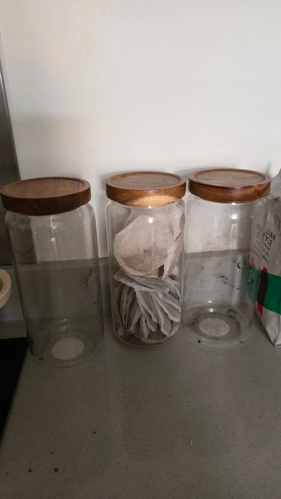 image for Borosilicate glass containers with wooden lid