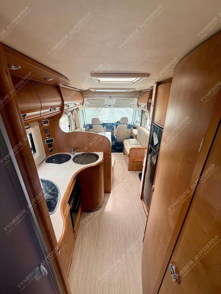 2011 11 FIAT  RAPIDO 10000 6 BERTH MOTORHOME DIESEL