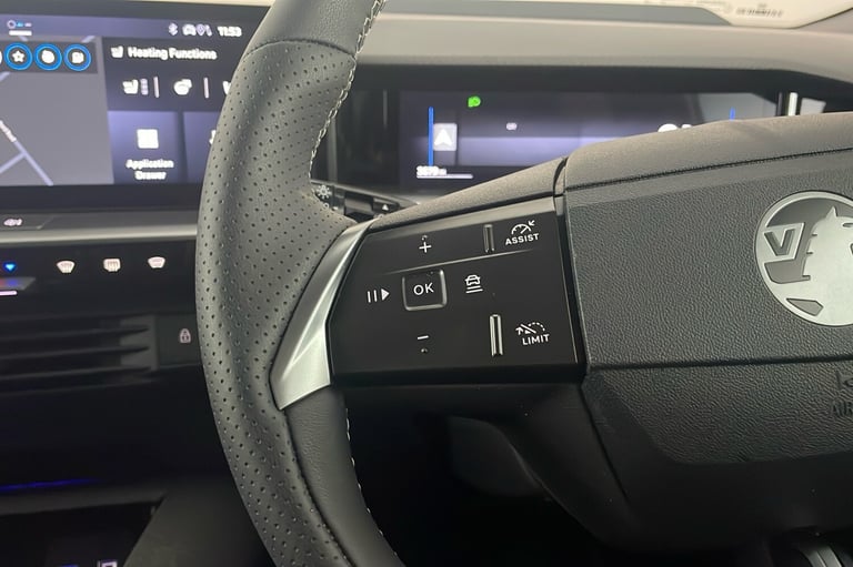  Vauxhall Grandland 1.2 Mhev Ultimate Suv 5dr Petrol Hybrid E Dct Euro 6 s/s