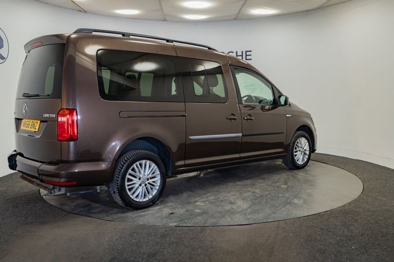 2018 68 VOLKSWAGEN CADDY MAXI 2.0 TDI C20 MAXI COMBI VAN 5DR DIESEL MANUAL FWD (
