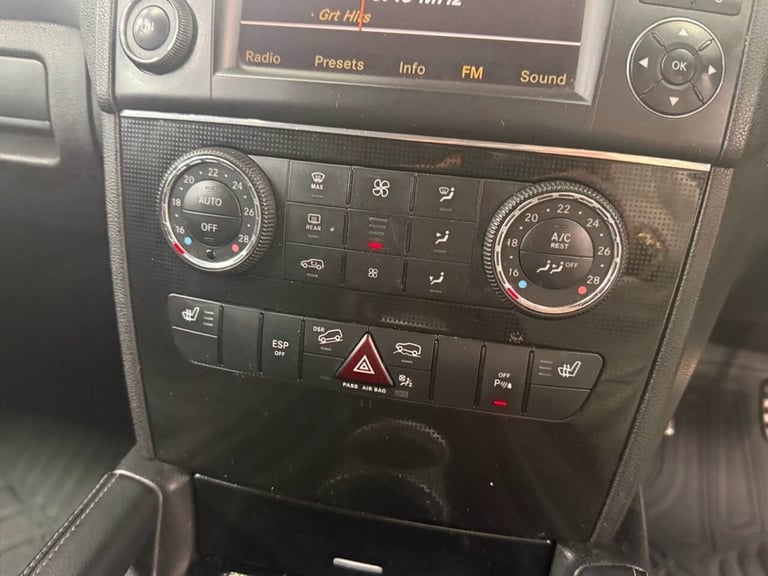 2010 Mercedes-Benz M-Class 3.0 ML300 CDI V6 BlueEfficiency Sport SUV 5dr Diesel Tiptronic 4WD Eur...