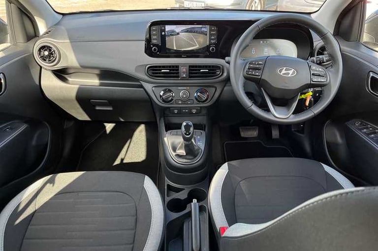 2025 Hyundai i10 1.2 Advance Hatchback 5dr Petrol Auto Euro 6 (s/s) (79 ps) Hatchback Petrol Auto...