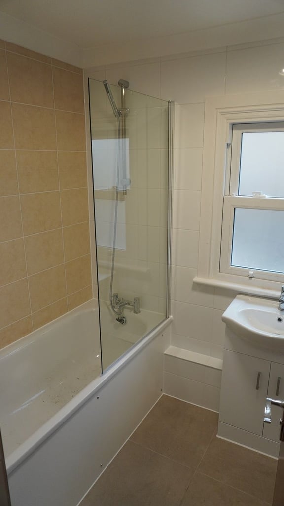 New completely refurbished one bed garden flat