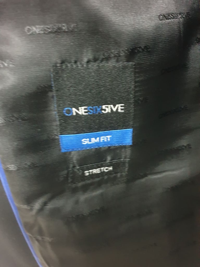OneSix5ive Men's 3 Piece Slim Fit Suit - Black. Jacket : 38 S. Trouser : 32 S.