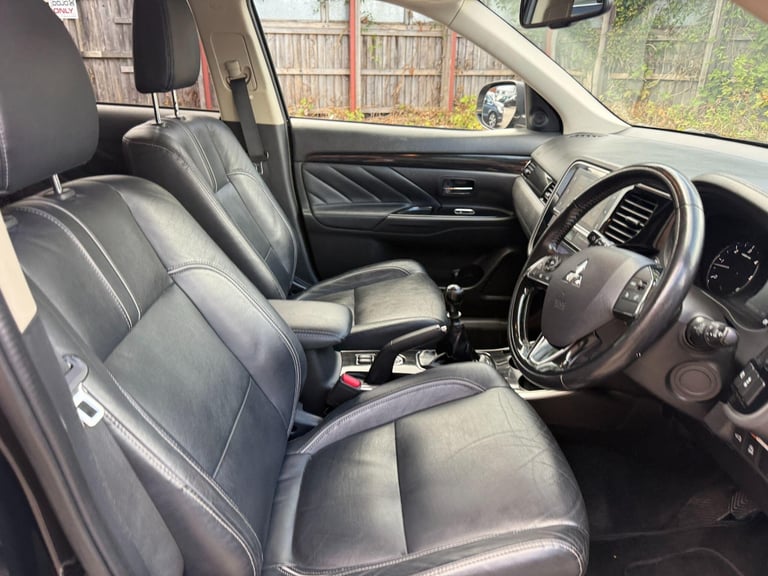 2018 Mitsubishi Outlander 2.2 DI-D 4 4WD Euro 6 (s/s) 5dr ESTATE Diesel Manual