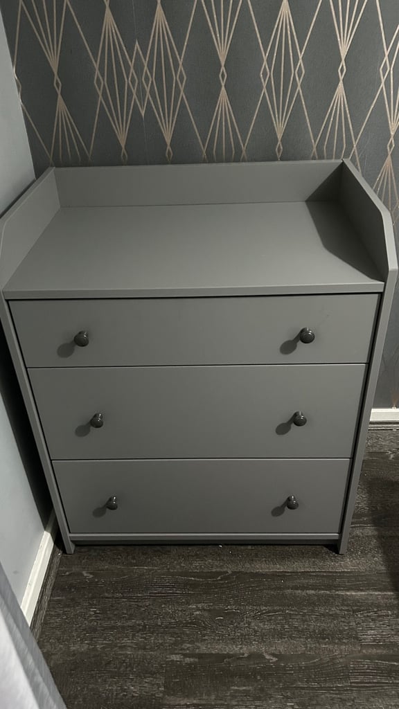 Grey drawers 