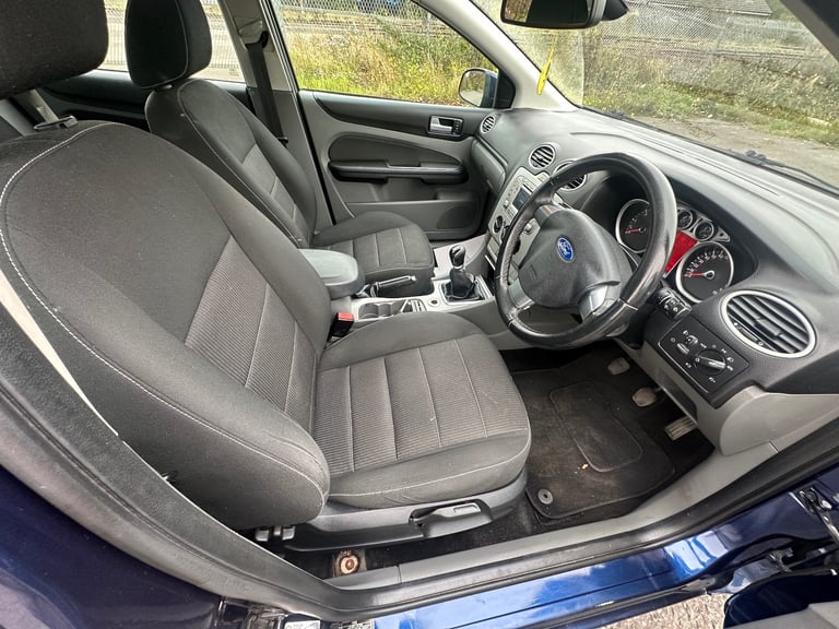 DIESEL FORD FOCUS SPORT 1.6 TDCI 2011 12 MONTHS MOT £35 ROAD TAX