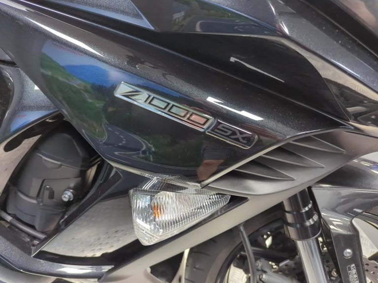 KAWASAKI Z1000SX