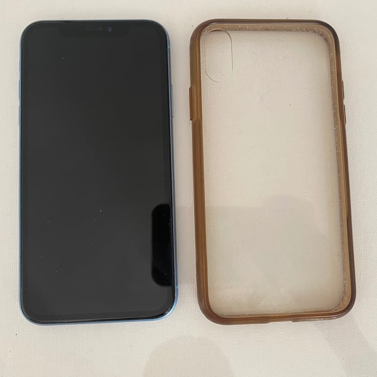 iPhone XR 64gb UNLOCKED 