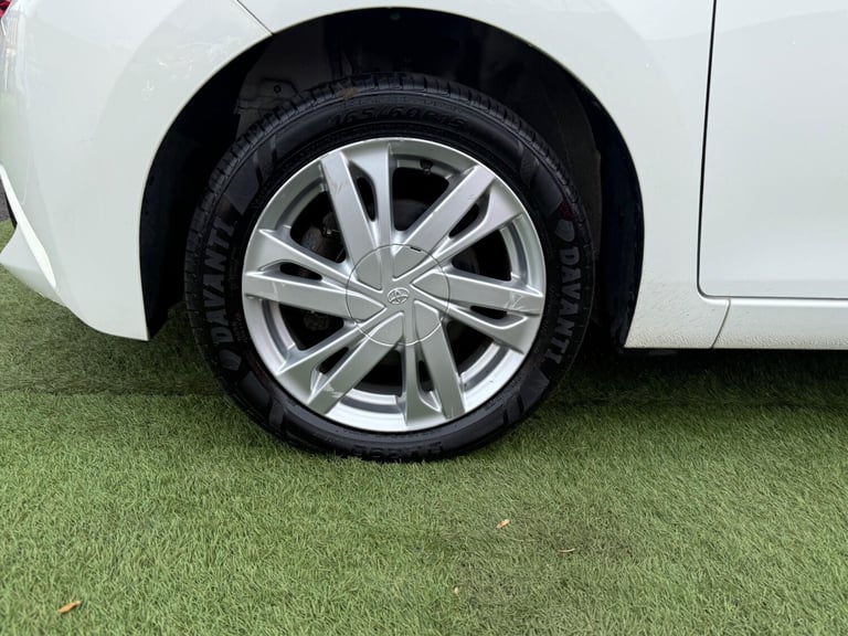 2015 Toyota AYGO 1.0 VVT-i x-pression x-wave 5dr Petrol Manual Euro 5 Euro 5 (68 ps) HATCHBACK Pe...