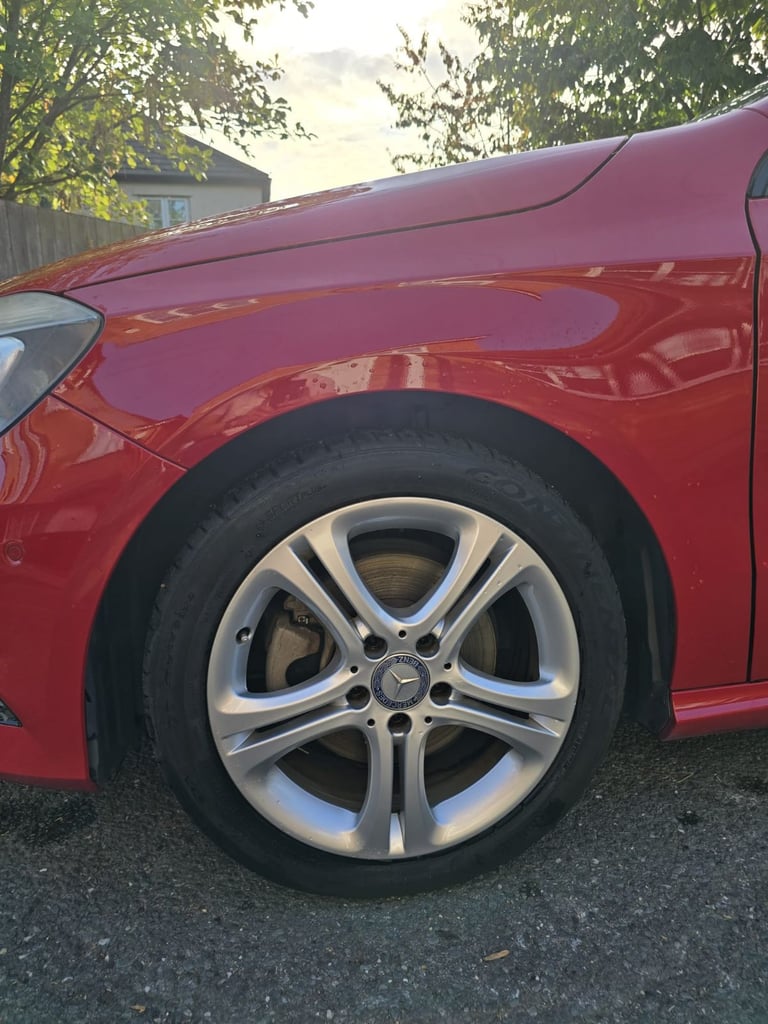 MERCEDEZ BENZ A-CLASS 180 1.6 PETROL AUTOMATIC 