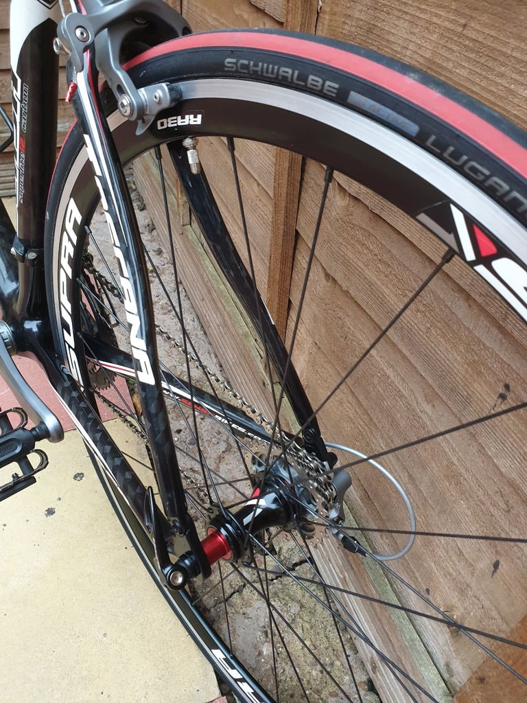 Sensa Toscana 56cm Carbon Road bike. 