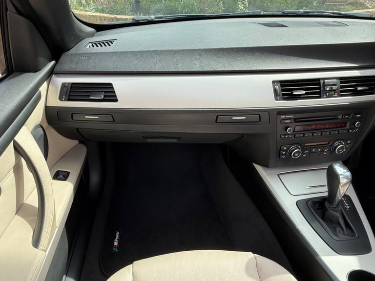 2013 BMW 3 Series 2.0 320d SE Auto Euro 5 2dr CONVERTIBLE Diesel Automatic