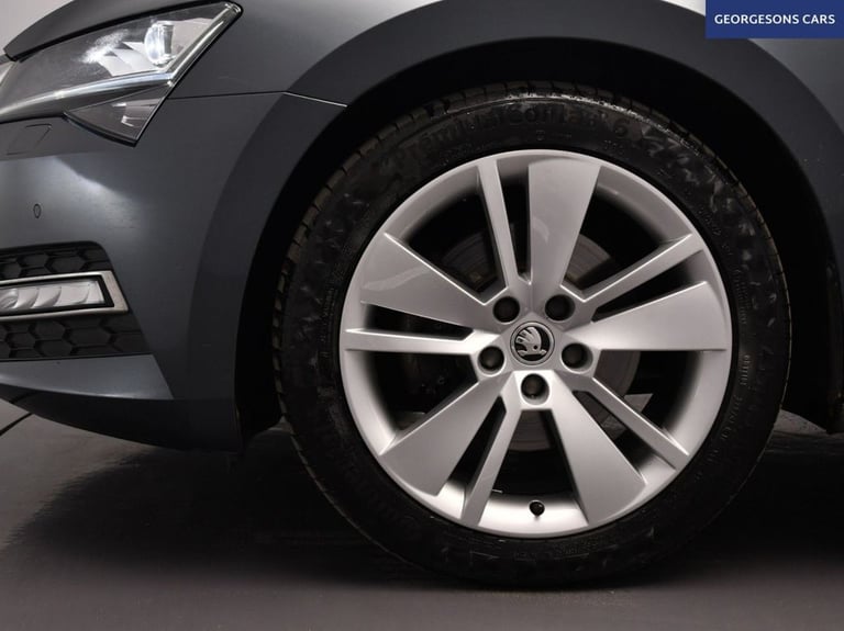 2021 Skoda Superb 2.0 TDI SE L Estate 5dr Diesel Manual Euro 6 (s/s) (150 ps) Estate Diesel Manual