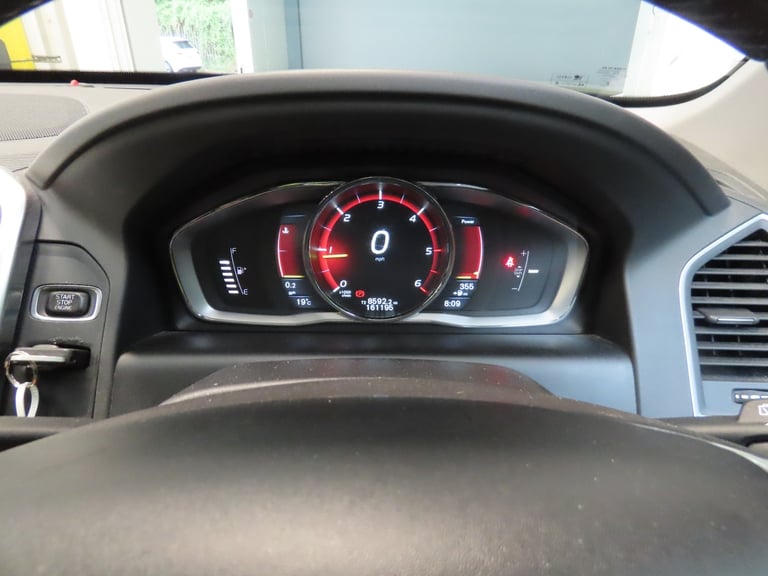 2015 Volvo XC60 D4 [181] SE Lux 5dr Diesel