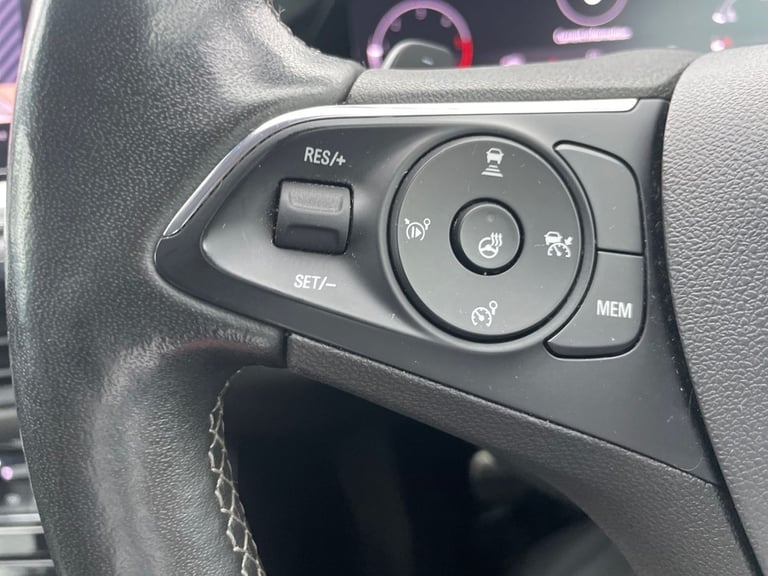 2022 Vauxhall Grandland Grandland 1.5T D Ultimate Auto Hatchback Diesel Automatic