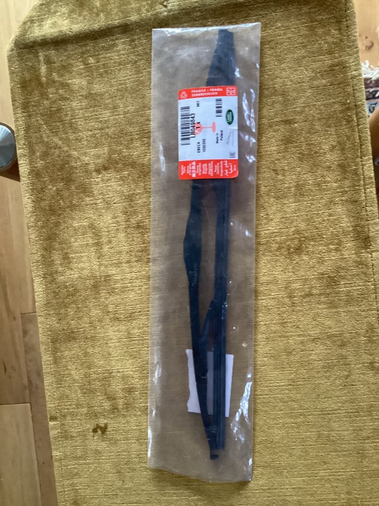 Land Rover wiper blade (new)