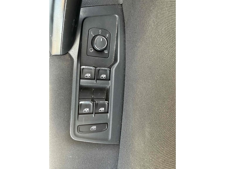 2018 Volkswagen Tiguan 2.0 TDI SE Navigation SUV 5dr Diesel DSG 4Motion Euro 6 (s/s) (150 ps) EST...